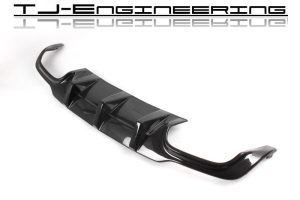 TJE Carbon Heckdiffusor passend für Mercedes C-Klasse W204 C63 für links/rechts Auspuffanlage