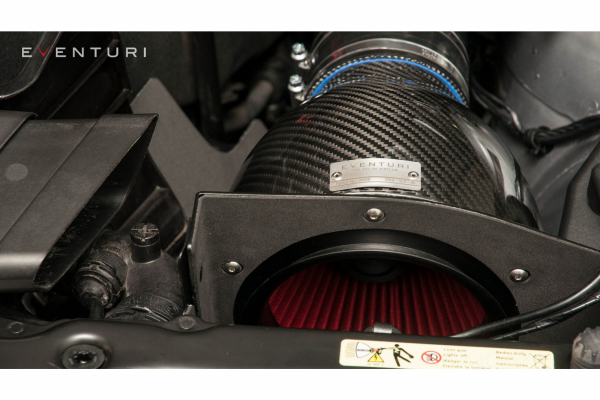 Eventuri Carbon Kevlar Ansaugsystem für BMW E46 M3