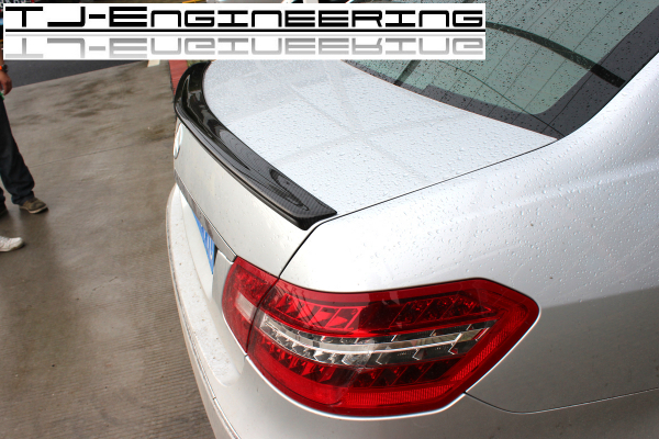 TJE Carbon Heckspoiler passend für Mercedes E-Klasse W212